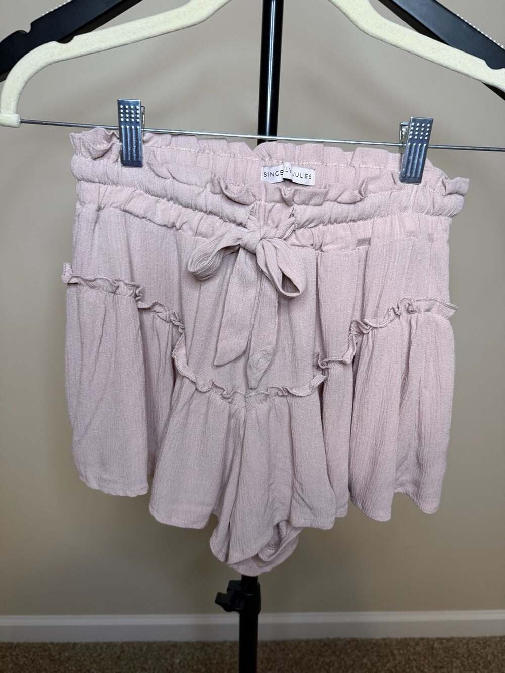 Sincerely Jules Women's Pink Ruffled Tie-Waist Shorts size-S